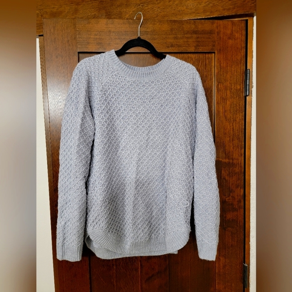 St. John's Bay Sweaters - St John's Bay Medium Tall Cable Knit Sweater in Grey